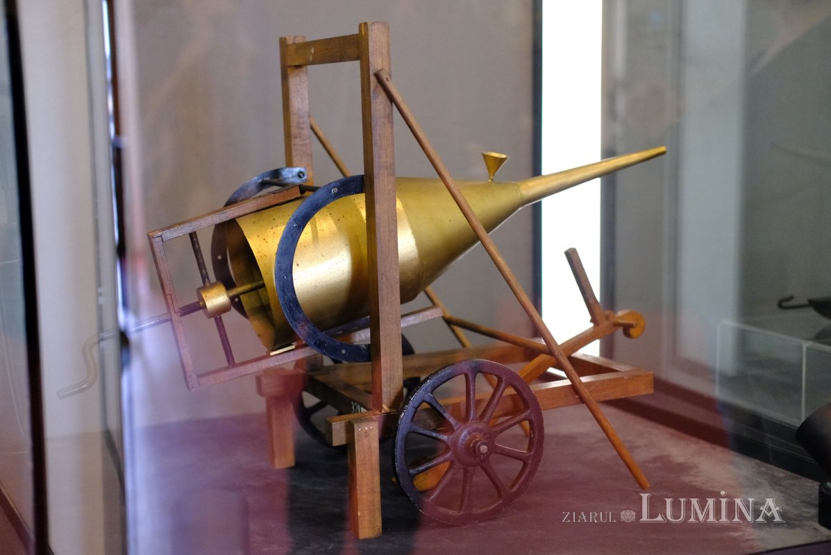 La înălțime 322251