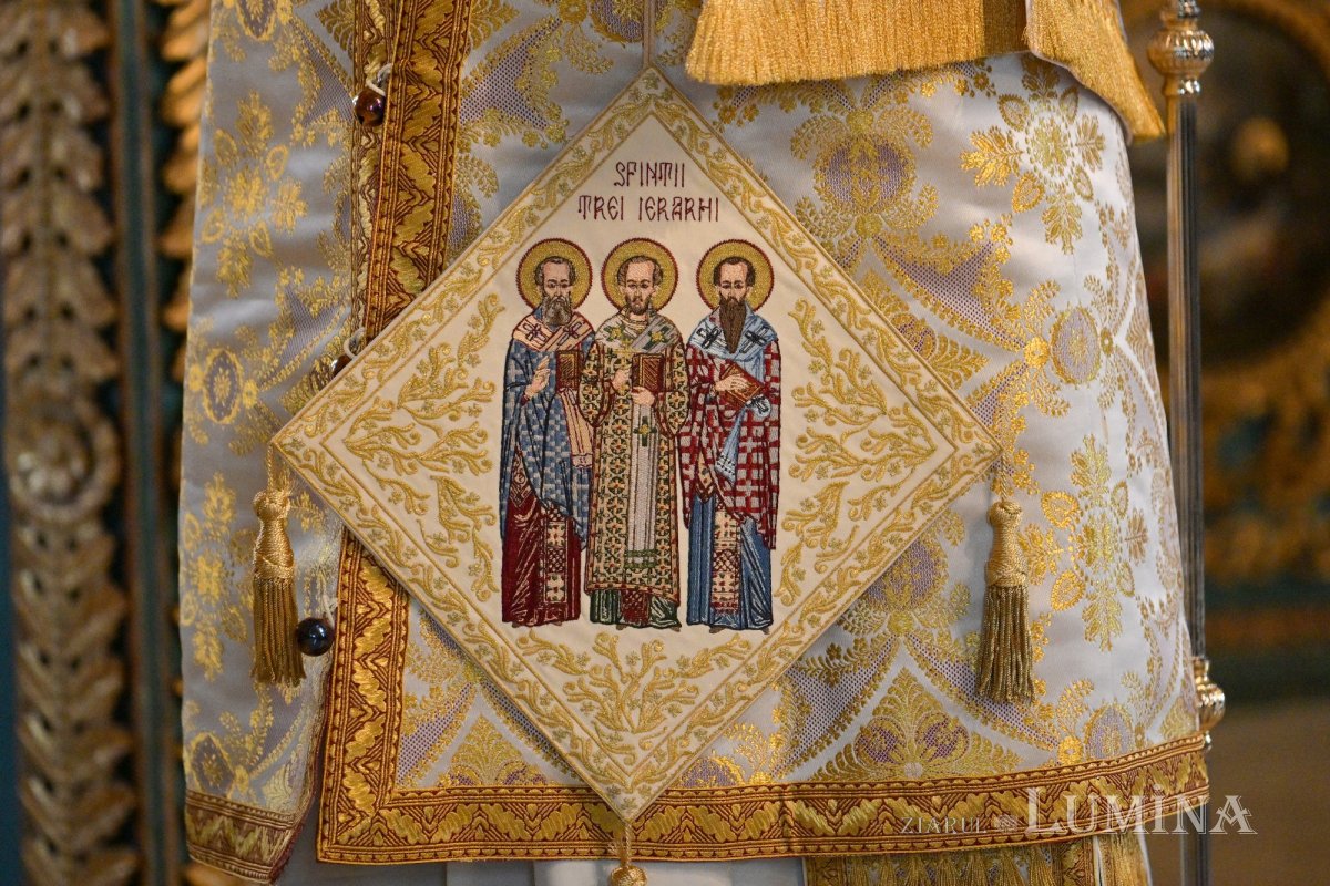 Sărbătoarea Sfinților Trei Ierarhi la Facultatea de Teologie din București 322504