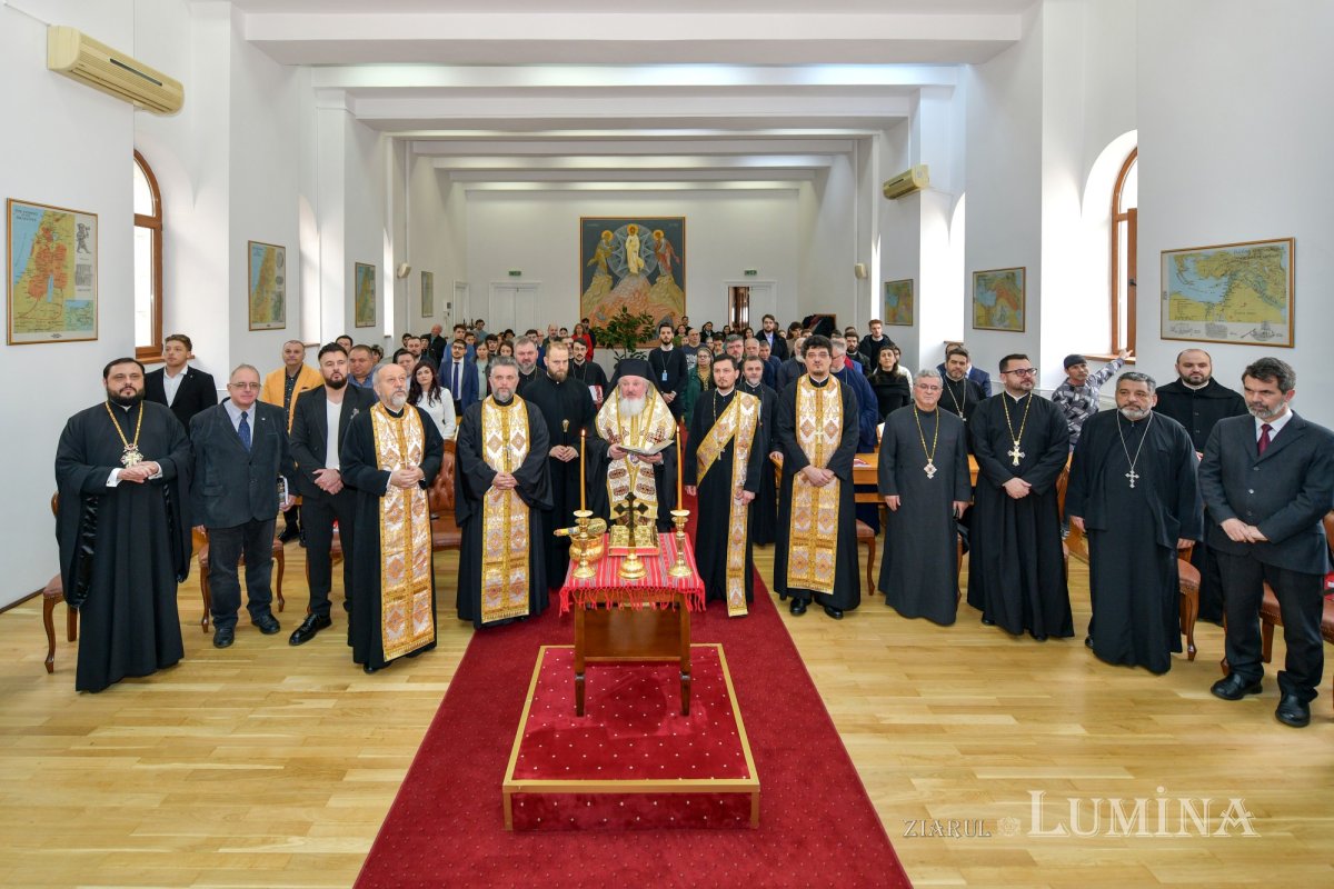 Sărbătoarea Sfinților Trei Ierarhi la Facultatea de Teologie din București 322513