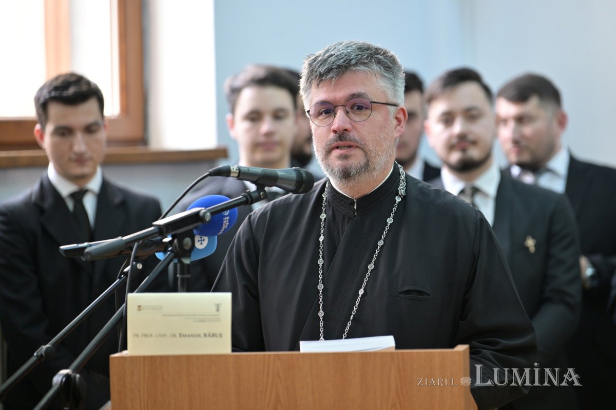 Sărbătoarea Sfinților Trei Ierarhi la Facultatea de Teologie din București 322524