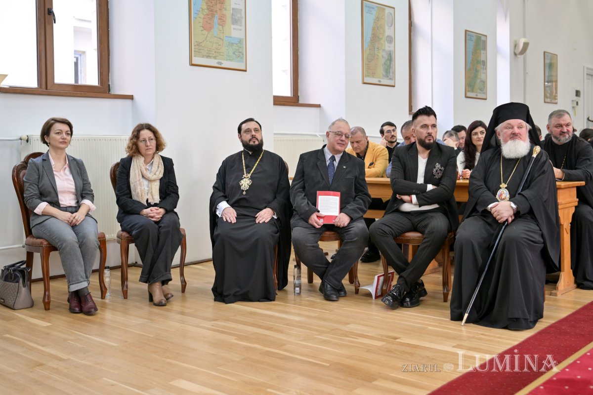 Sărbătoarea Sfinților Trei Ierarhi la Facultatea de Teologie din București 322528