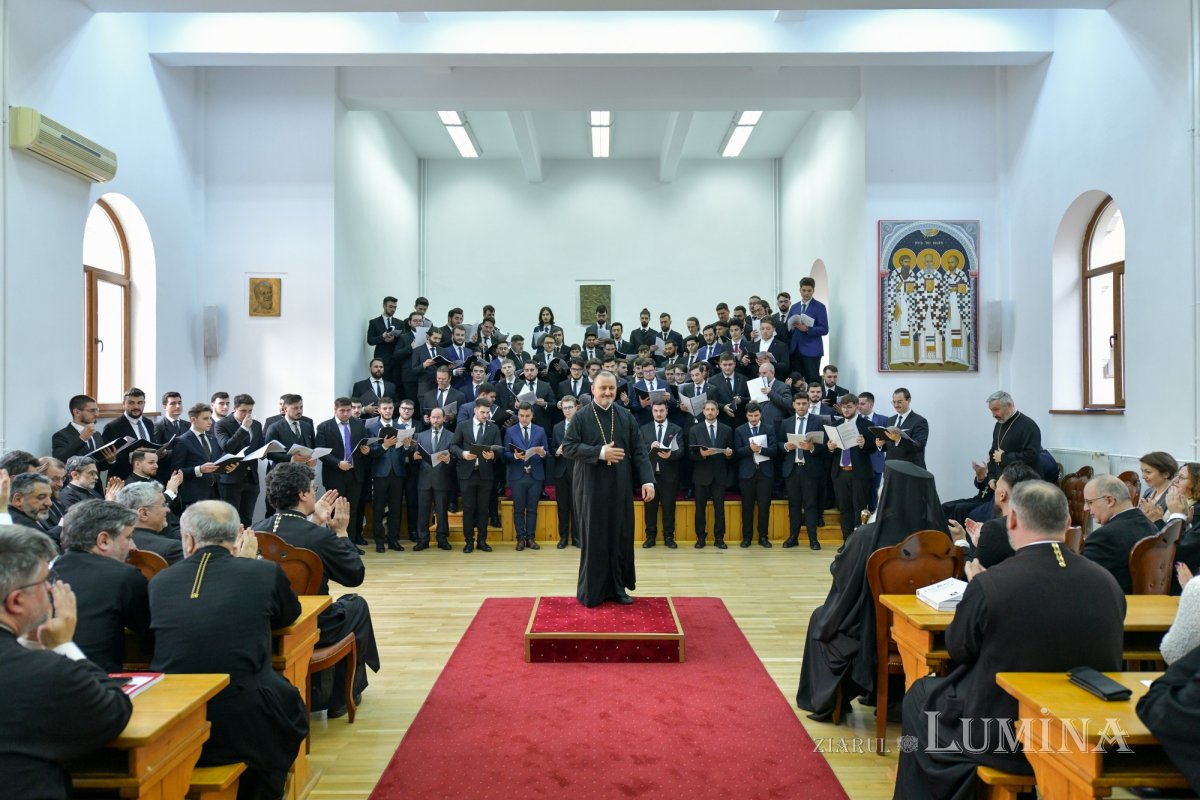 Sărbătoarea Sfinților Trei Ierarhi la Facultatea de Teologie din București 322536