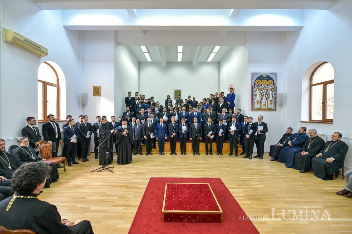 Sărbătoarea Sfinților Trei Ierarhi la Facultatea de Teologie din București 322543