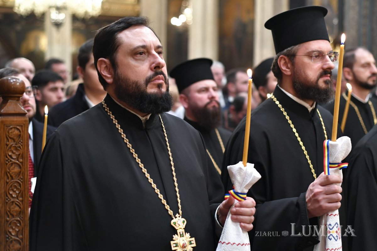 Ultimul parastas pentru cei 16 părinți trecuți în rândul sfinților 322820