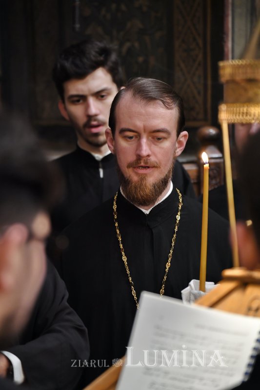 Ultimul parastas pentru cei 16 părinți trecuți în rândul sfinților 322824