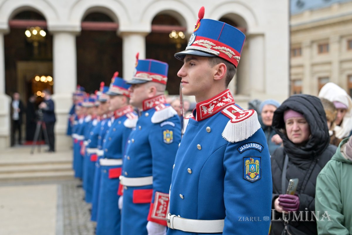 Liturghie solemnă dedicată Centenarului Patriarhiei Române 322933