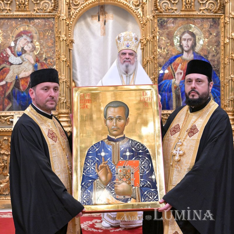 Liturghie solemnă dedicată Centenarului Patriarhiei Române 323002