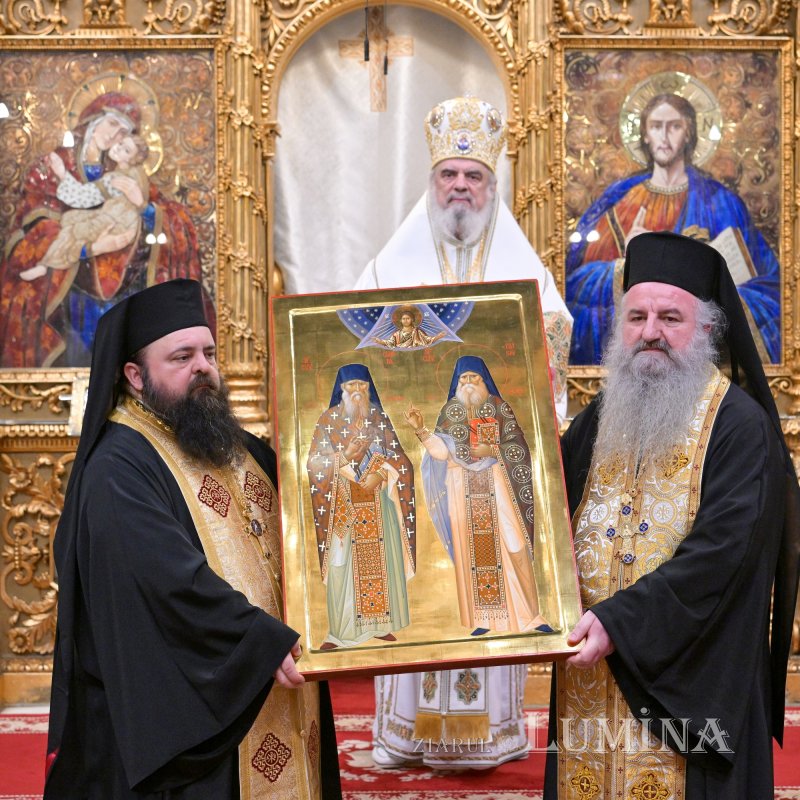 Liturghie solemnă dedicată Centenarului Patriarhiei Române 323003