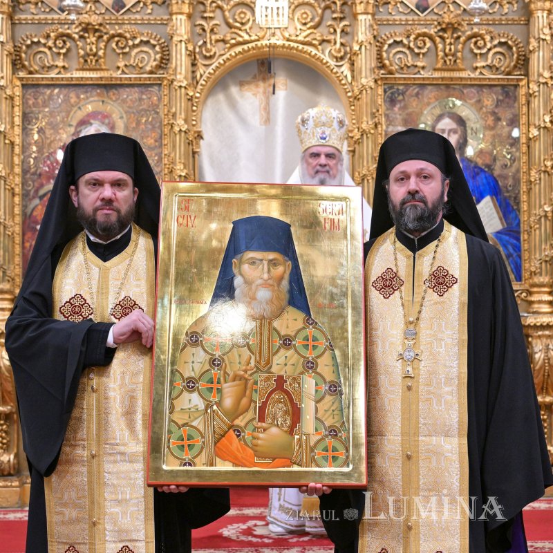 Liturghie solemnă dedicată Centenarului Patriarhiei Române 323005