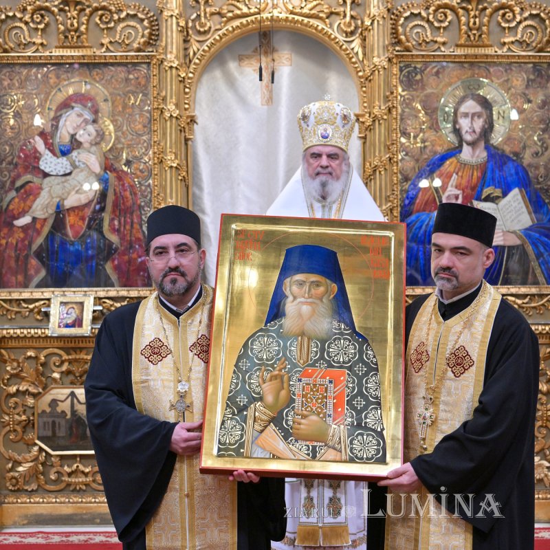 Liturghie solemnă dedicată Centenarului Patriarhiei Române 323011