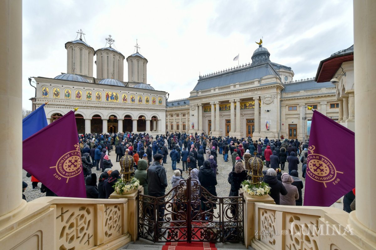 Mesaje de felicitare la celebrarea Centenarului Patriarhiei Române 323030