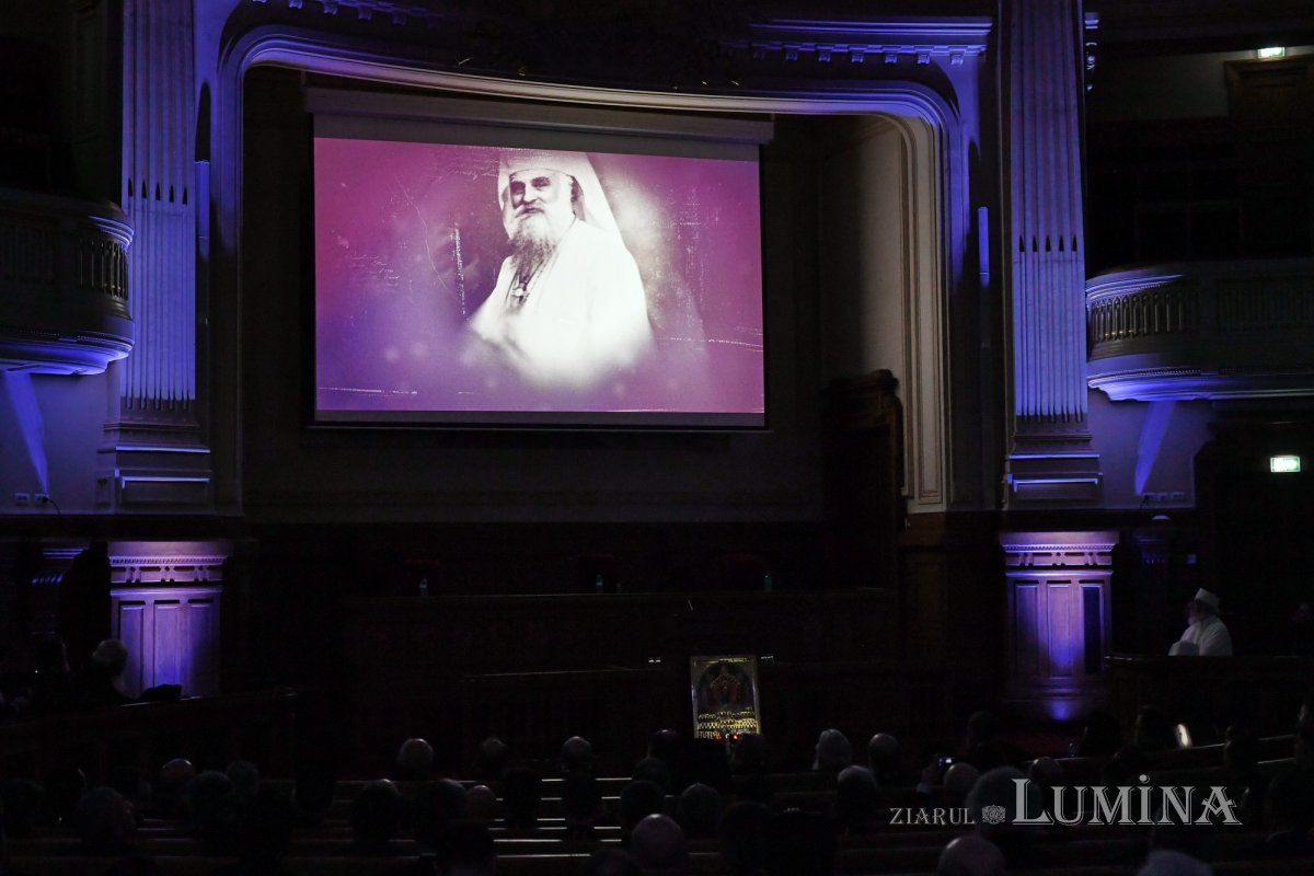 Moment de recunoștință și de reflecție la Palatul Patriarhiei 323103