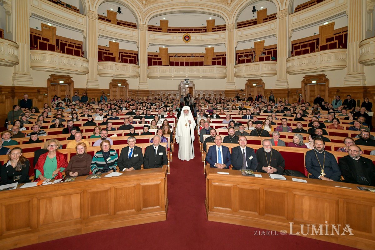 Biserica are grijă de bolnavi și se roagă sfinților tămăduitori 323035