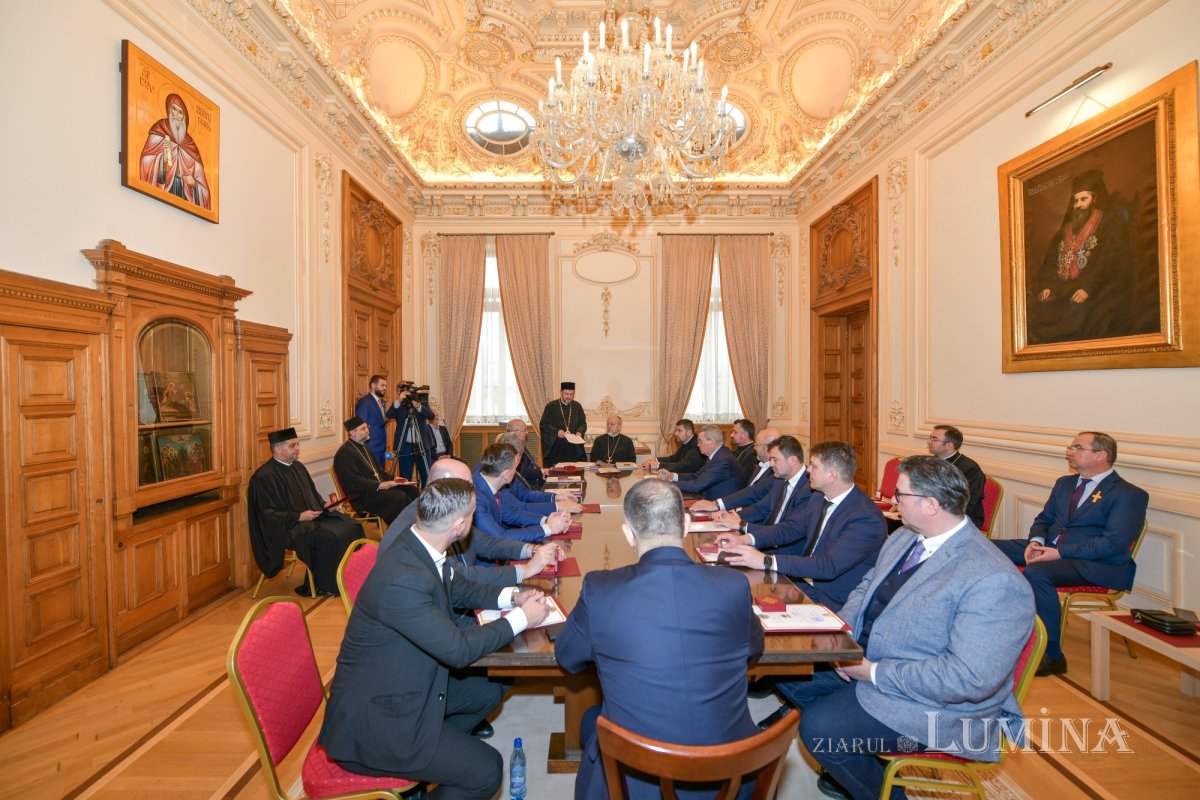 Întrunirea organismelor centrale executive și deliberative ale Bisericii Ortodoxe Române 323151