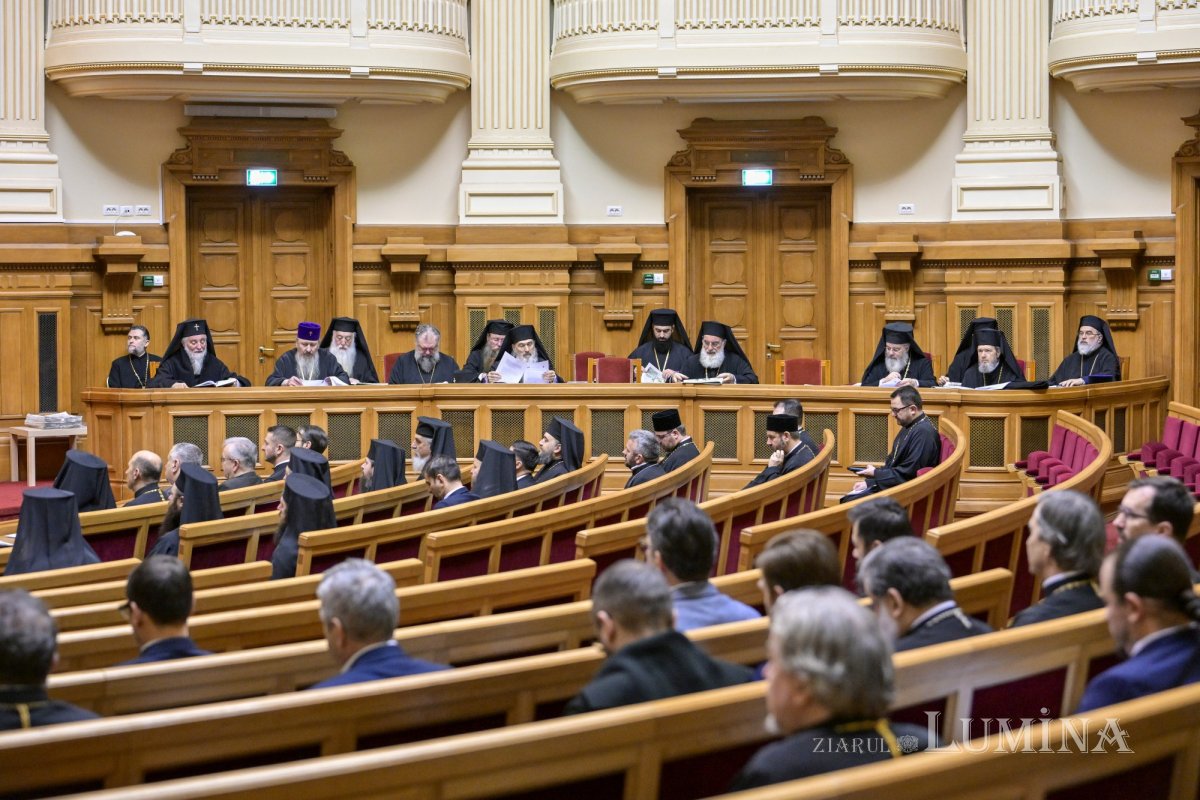 Întrunirea organismelor centrale executive și deliberative ale Bisericii Ortodoxe Române 323156