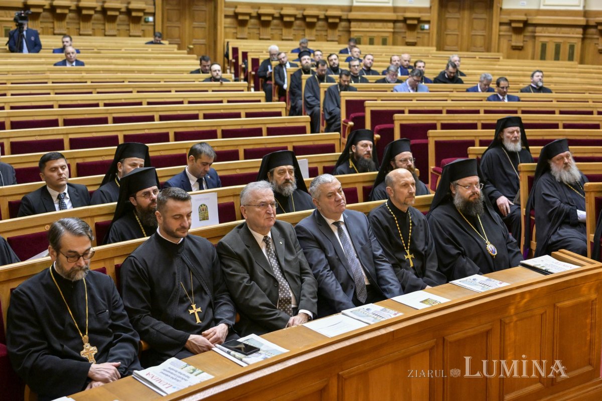 Întrunirea organismelor centrale executive și deliberative ale Bisericii Ortodoxe Române 323165