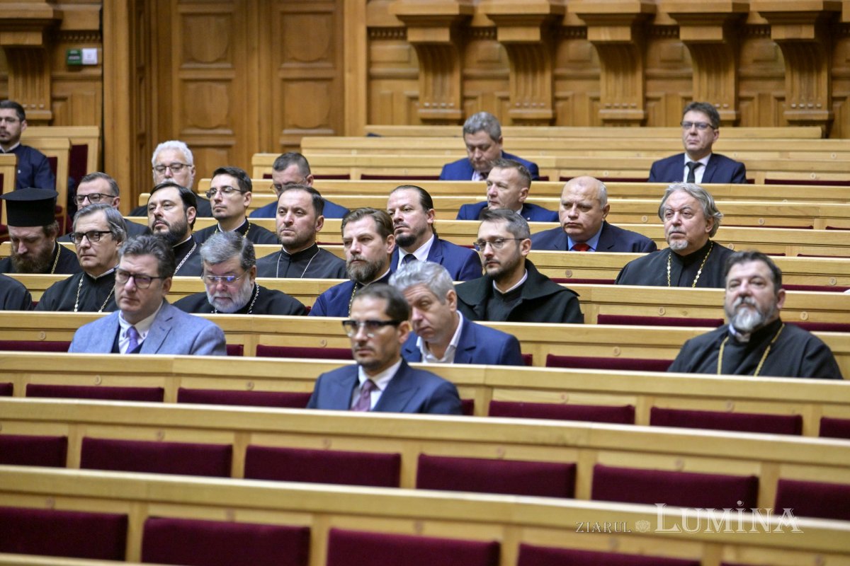 Întrunirea organismelor centrale executive și deliberative ale Bisericii Ortodoxe Române 323174