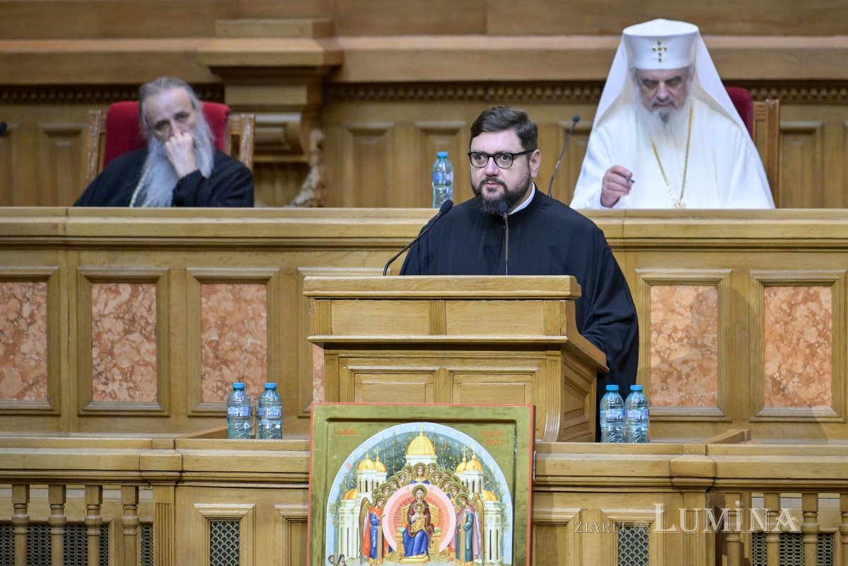 Întrunirea organismelor centrale executive și deliberative ale Bisericii Ortodoxe Române 323176