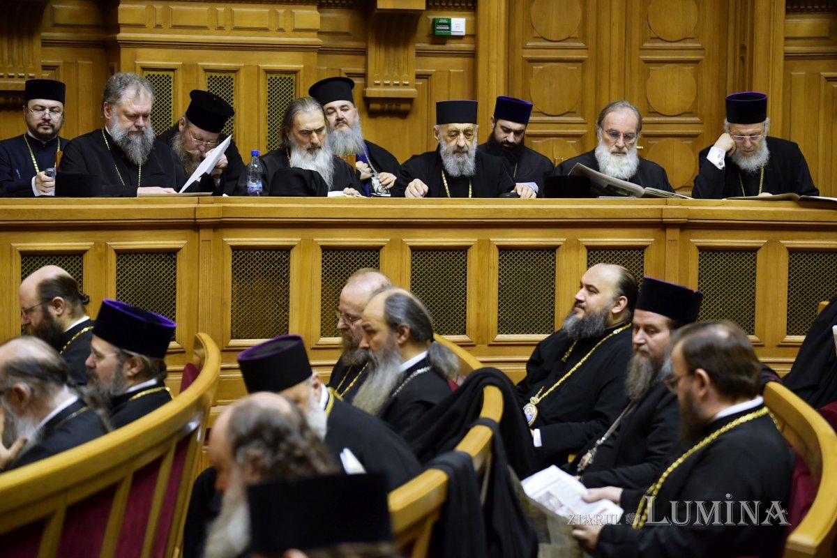 Noi hotărâri ale Sfântului Sinod al Bisericii Ortodoxe Române 323271