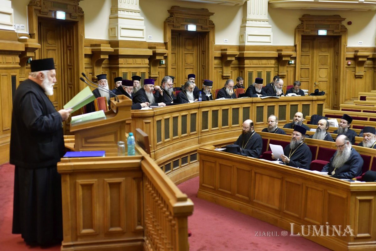 Noi hotărâri ale Sfântului Sinod al Bisericii Ortodoxe Române 323276