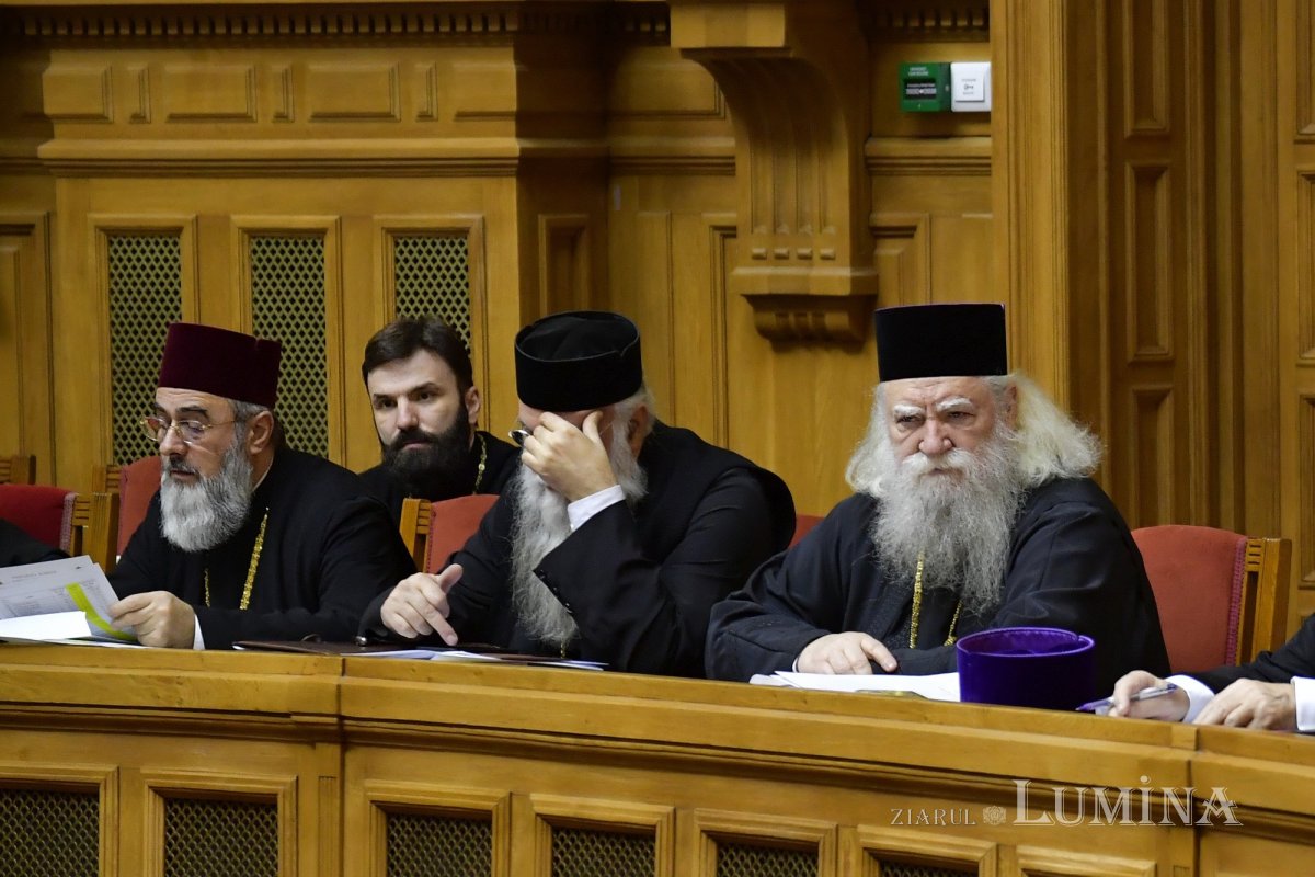 Noi hotărâri ale Sfântului Sinod al Bisericii Ortodoxe Române 323279