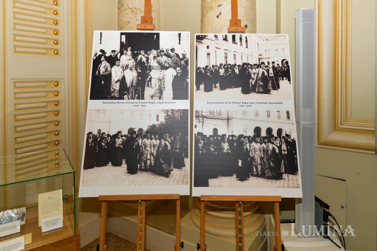 Vernisaj și lansare de carte dedicate presei bisericești  323297