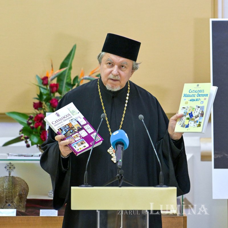 Vernisaj și lansare de carte dedicate presei bisericești  323312