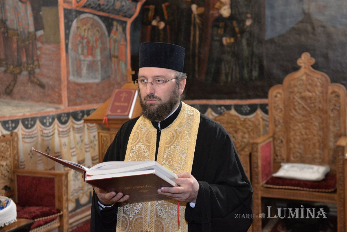 „O perioadă de rugăciune smerită mai intensă” 323530