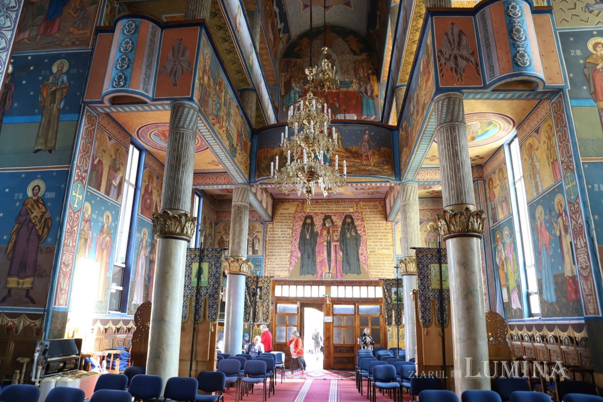 Biserica „Învierea Domnului”, simbolul renaşterii în Turda-Oprişani 323760