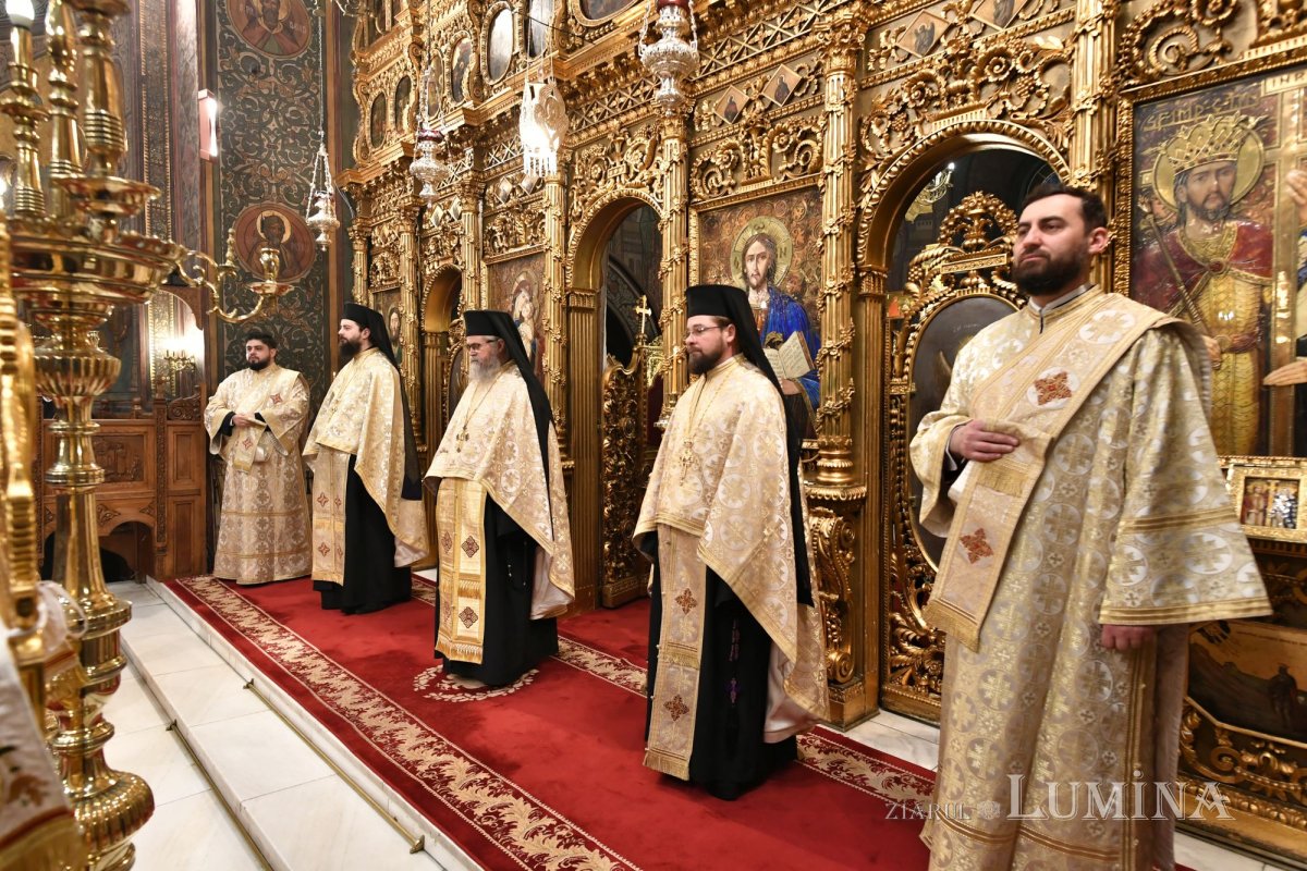 Rânduiala chemării la treapta arhieriei în Catedrala Patriarhală 323895