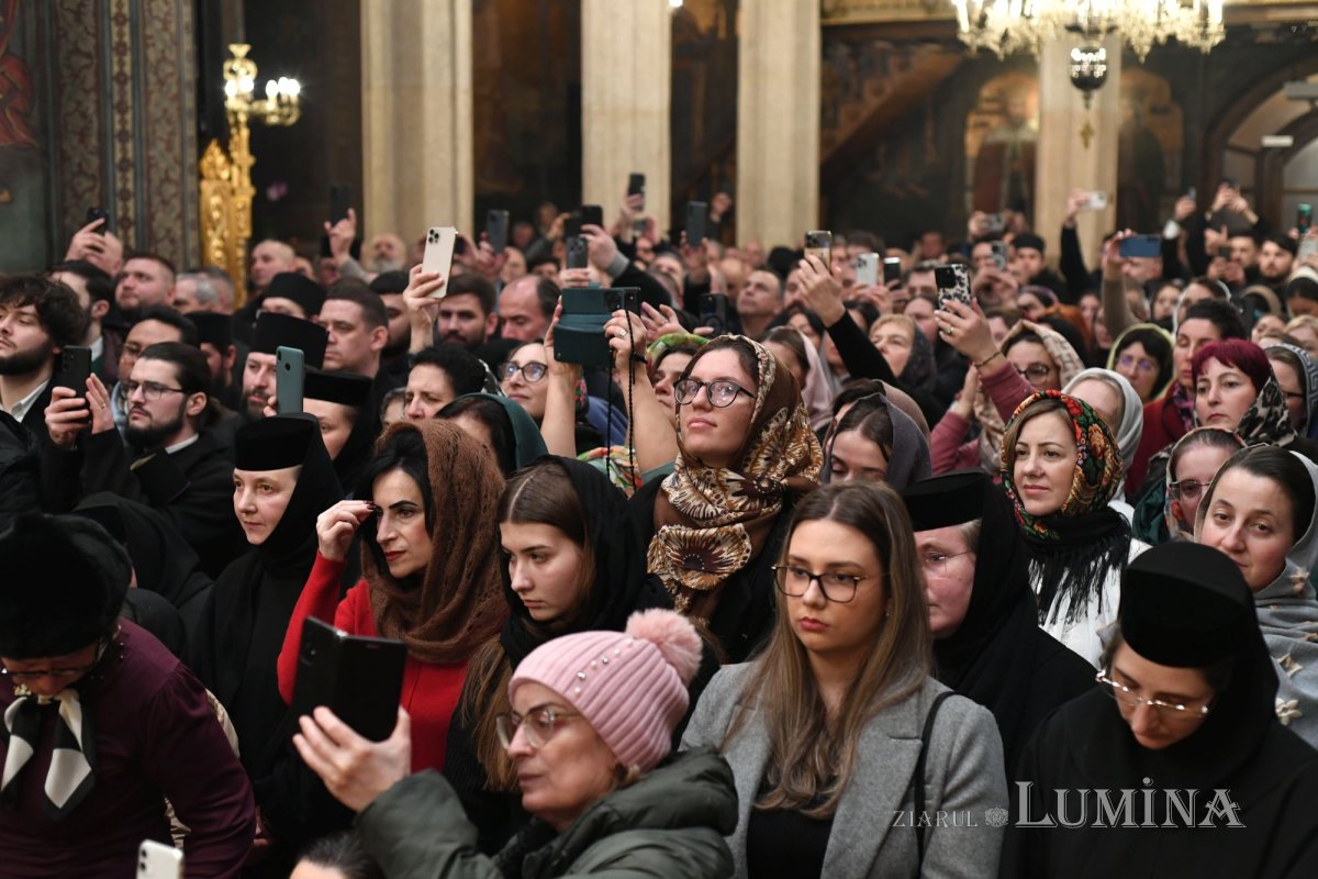 Rânduiala chemării la treapta arhieriei în Catedrala Patriarhală 323899