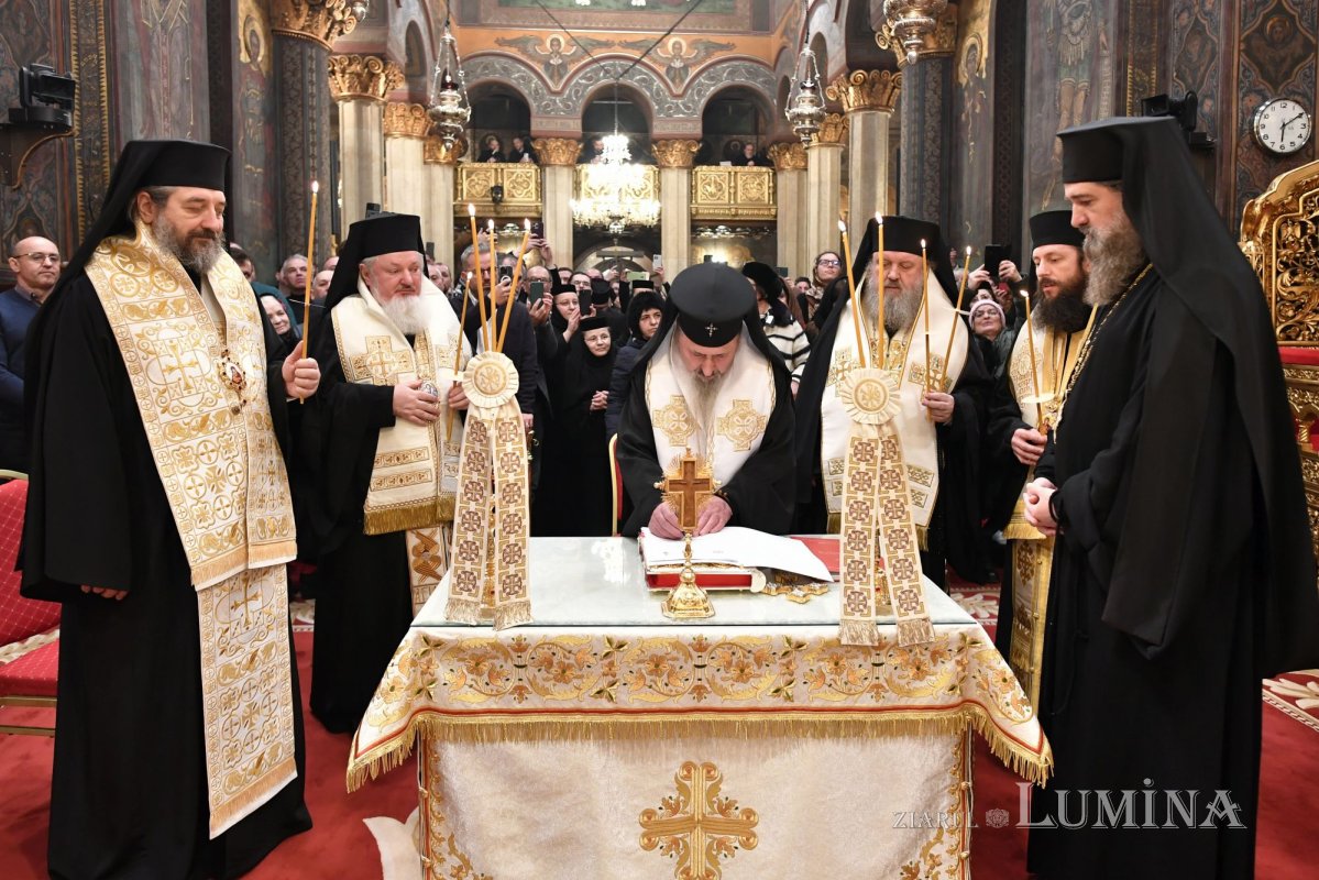 Rânduiala chemării la treapta arhieriei în Catedrala Patriarhală 323906