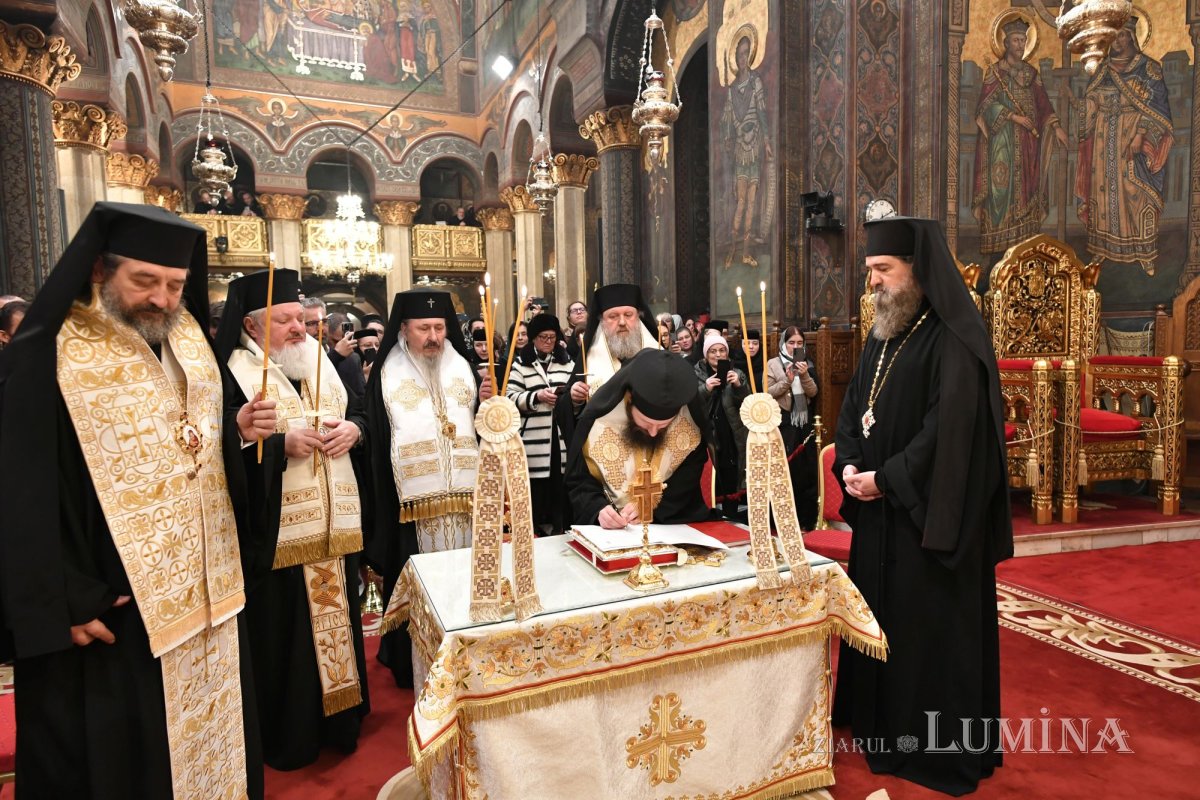 Rânduiala chemării la treapta arhieriei în Catedrala Patriarhală 323907