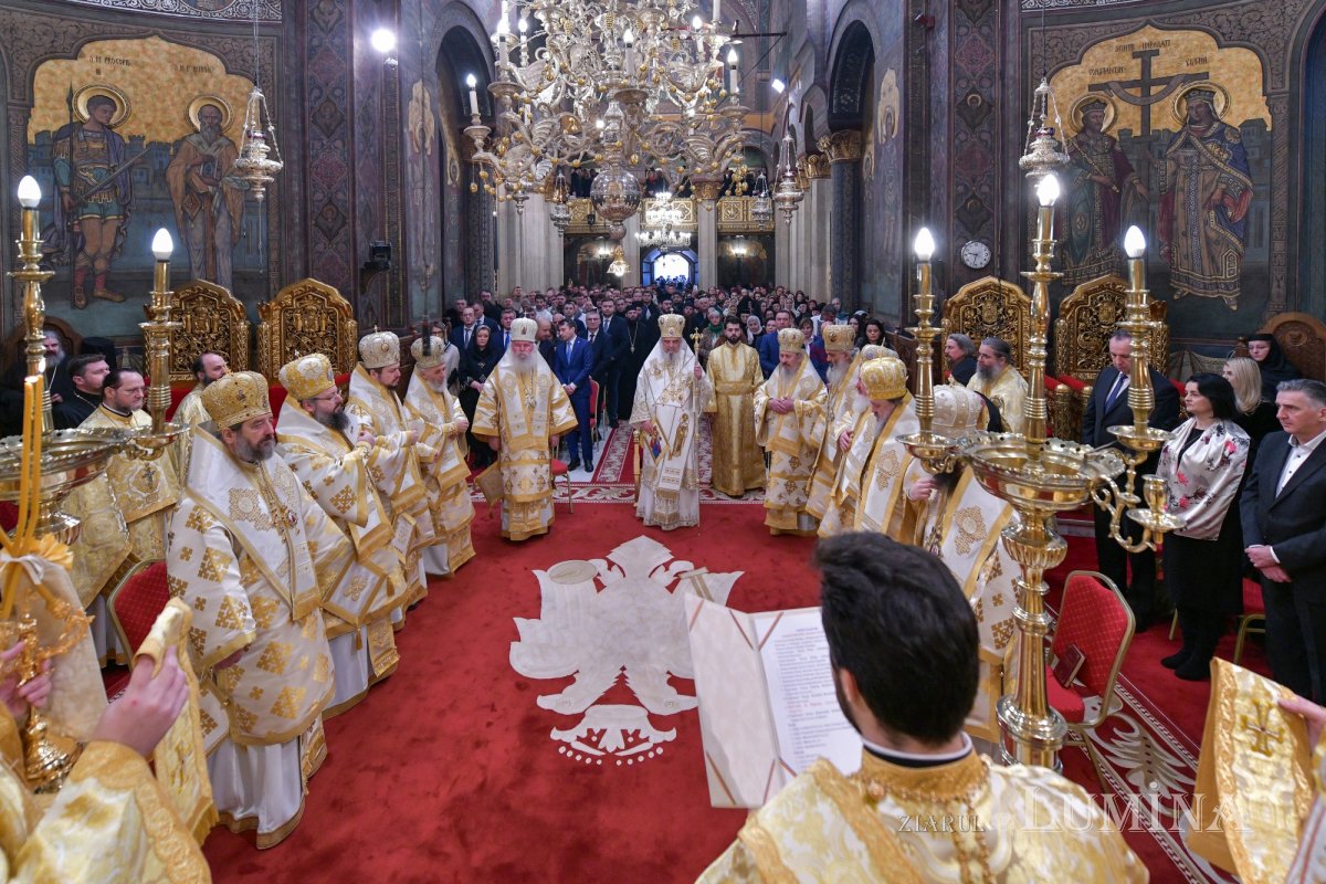 Sfânta Liturghie și hirotonie întru arhiereu la București 323949
