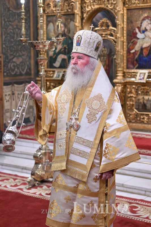 Sfânta Liturghie și hirotonie întru arhiereu la București 323955