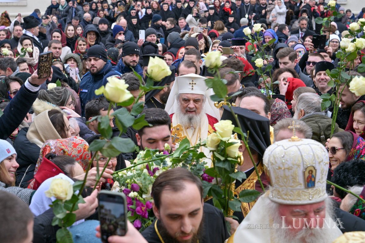 Sfânta Liturghie și hirotonie întru arhiereu la București 323988