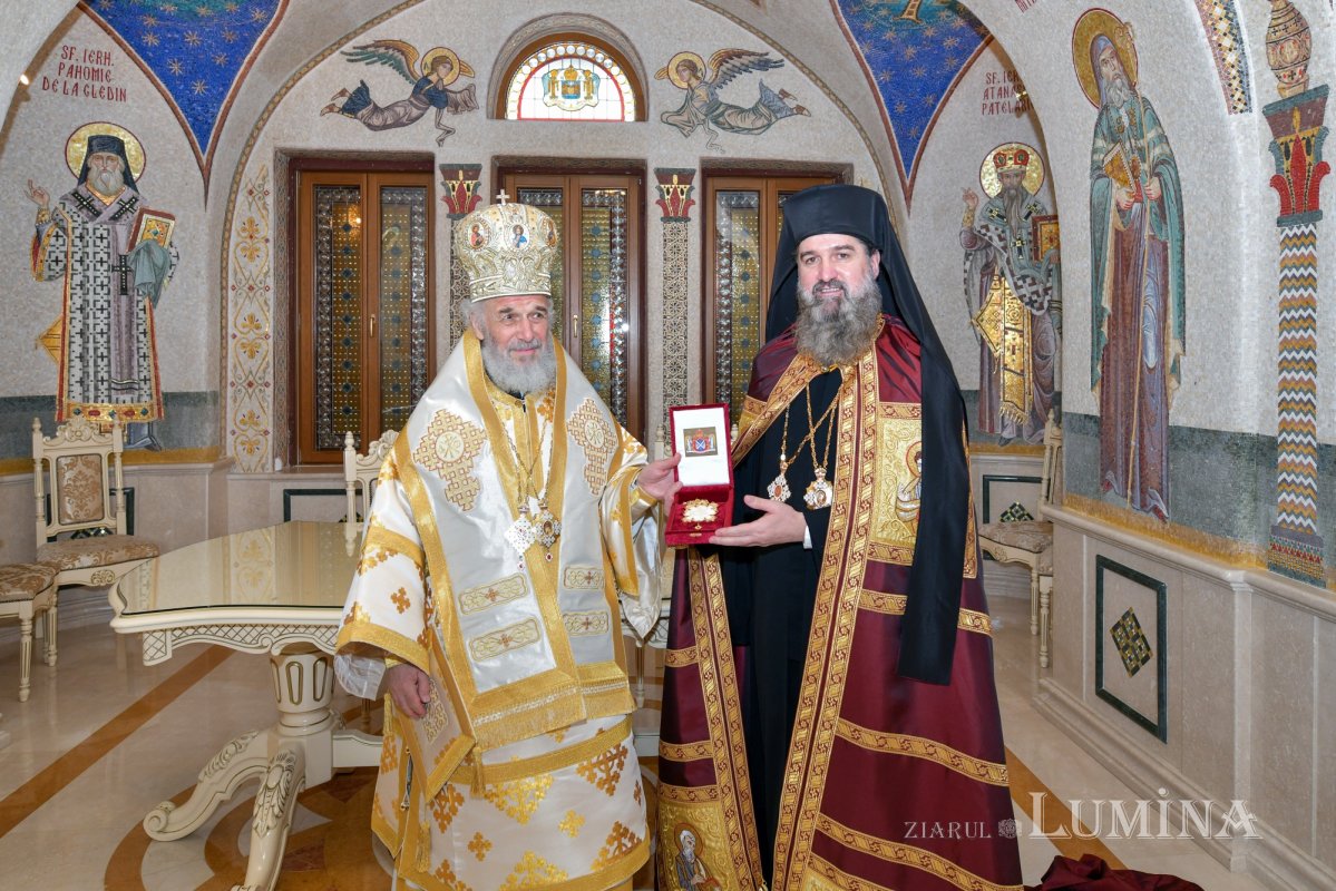 Sfânta Liturghie și hirotonie întru arhiereu la București 323997