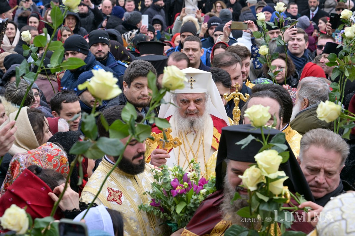 Sfânta Liturghie și hirotonie întru arhiereu la București 324002
