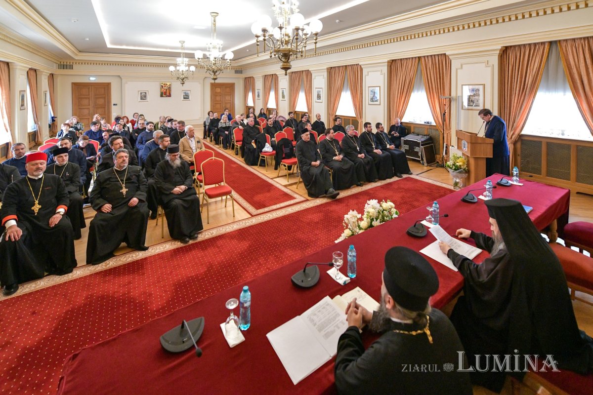 Adunarea Generală a Casei de Ajutor Reciproc a Arhiepiscopiei Bucureștilor 324327