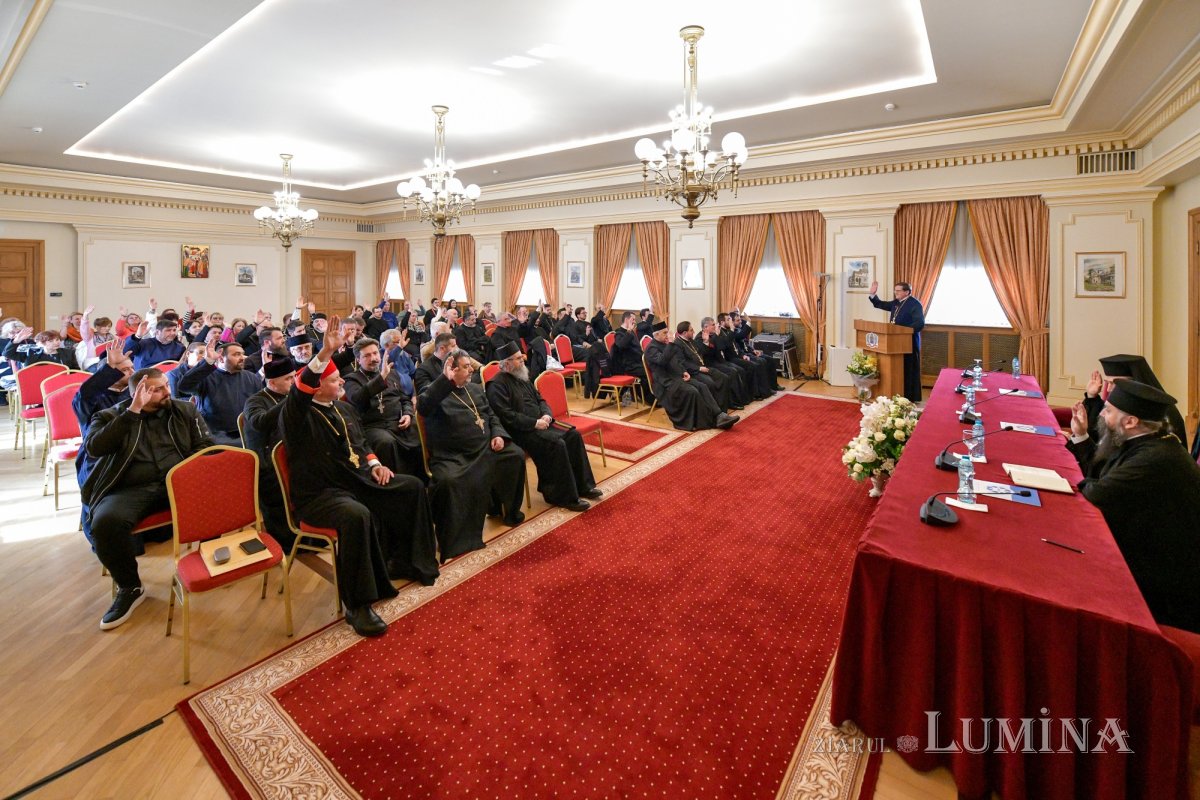 Adunarea Generală a Casei de Ajutor Reciproc a Arhiepiscopiei Bucureștilor 324331