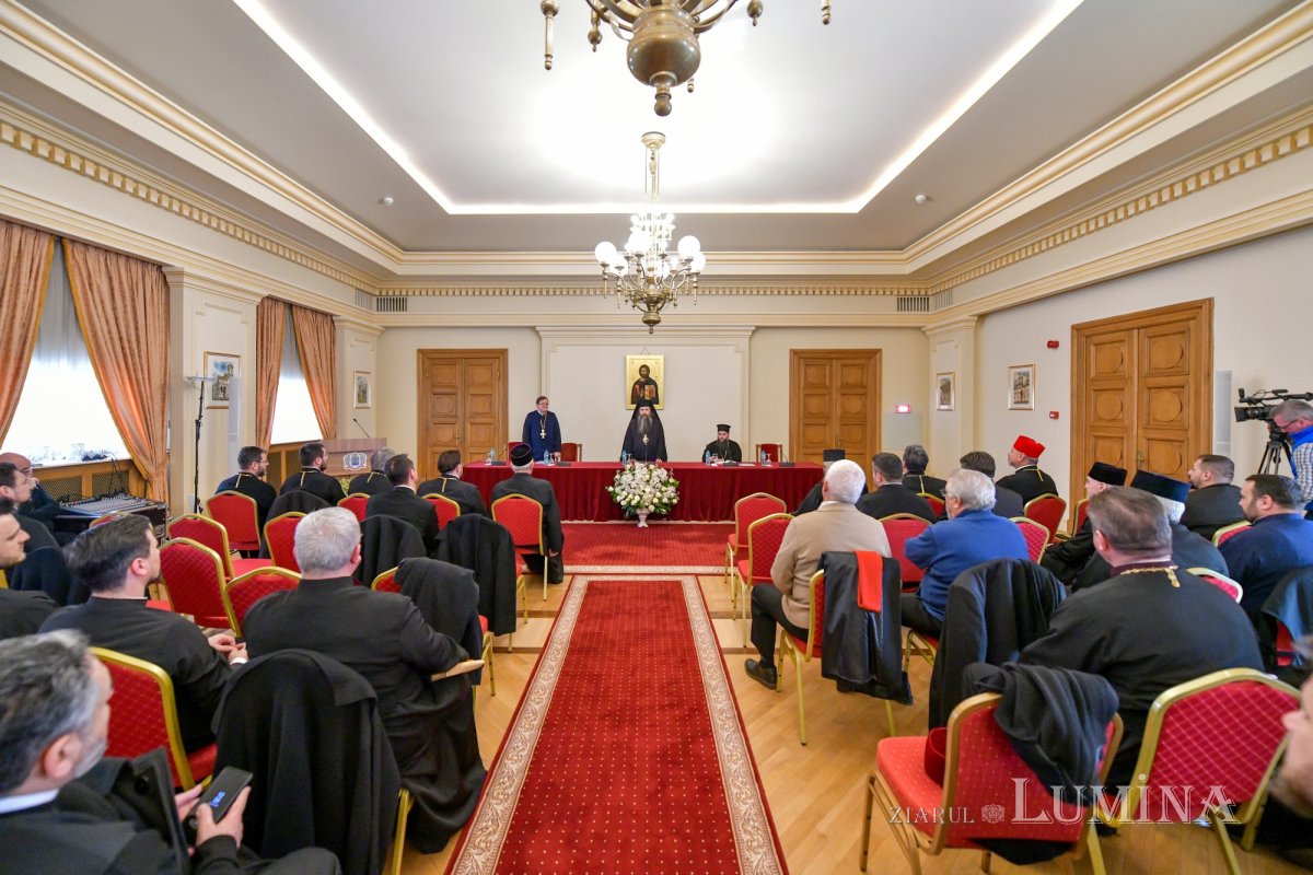 Adunarea Generală a Casei de Ajutor Reciproc a Arhiepiscopiei Bucureștilor 324332