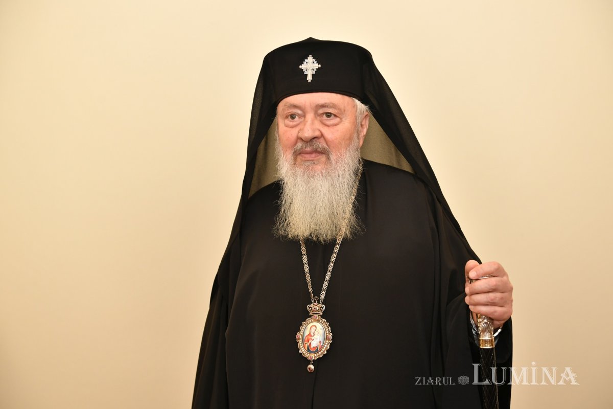 IPS Părinte Mitropolit Andrei felicitat la 35 de ani de arhierie 324651