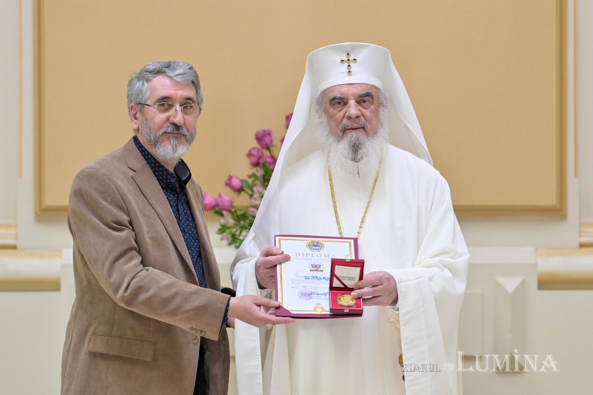 Constituirea noii Comisii de Pictură Bisericească 324721