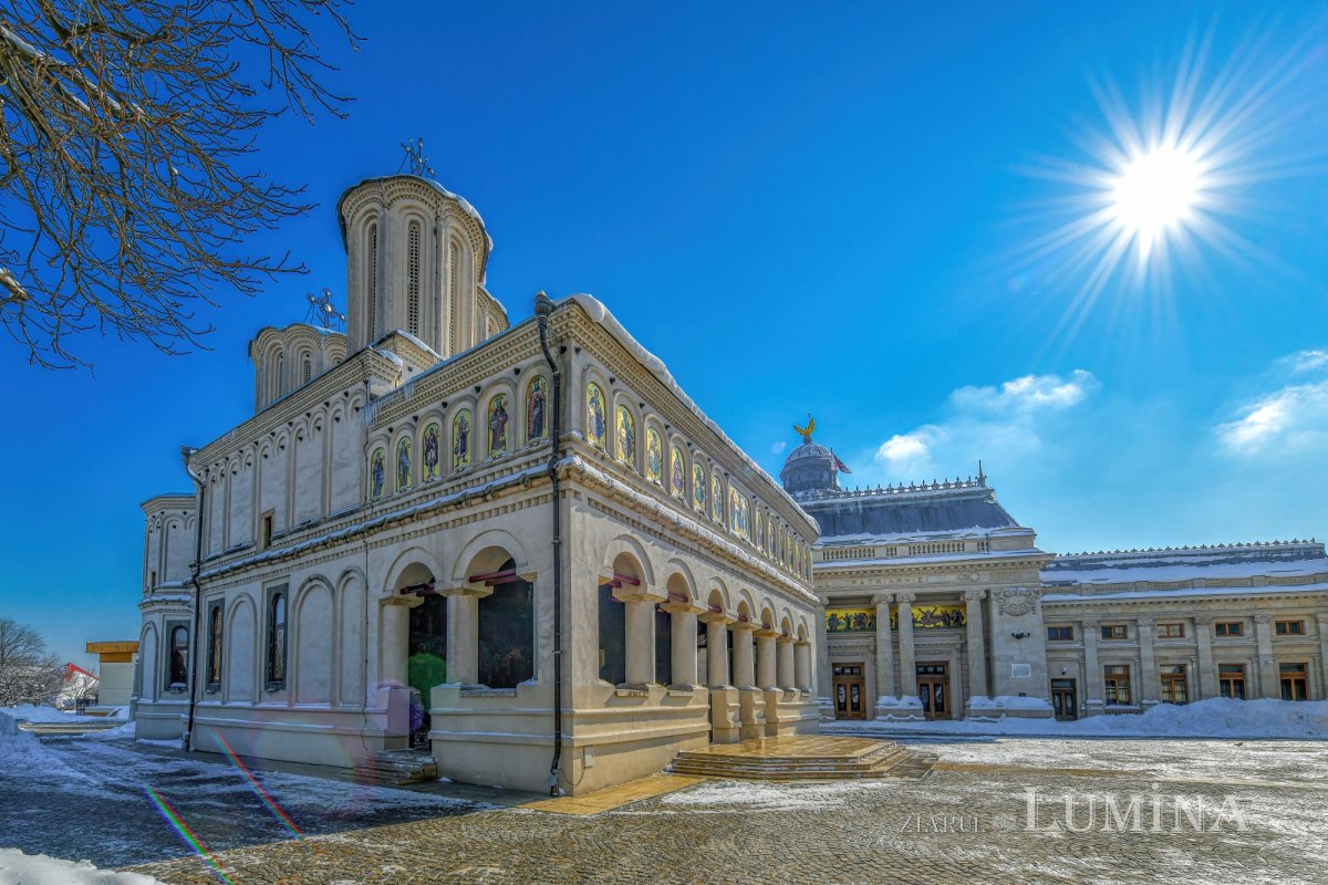 Sclipirile Luminii: Frumuseţea naturii iernatice 324865