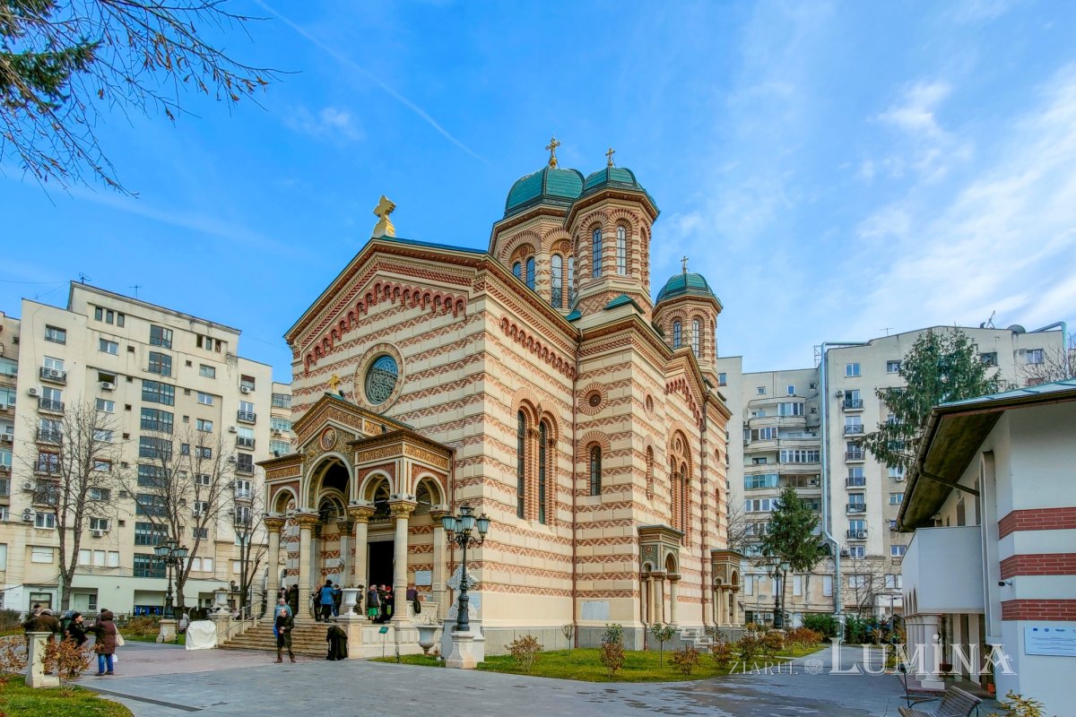 Conferințe duhovnicești adresate tinerilor la Biserica Domnița Bălașa 326114