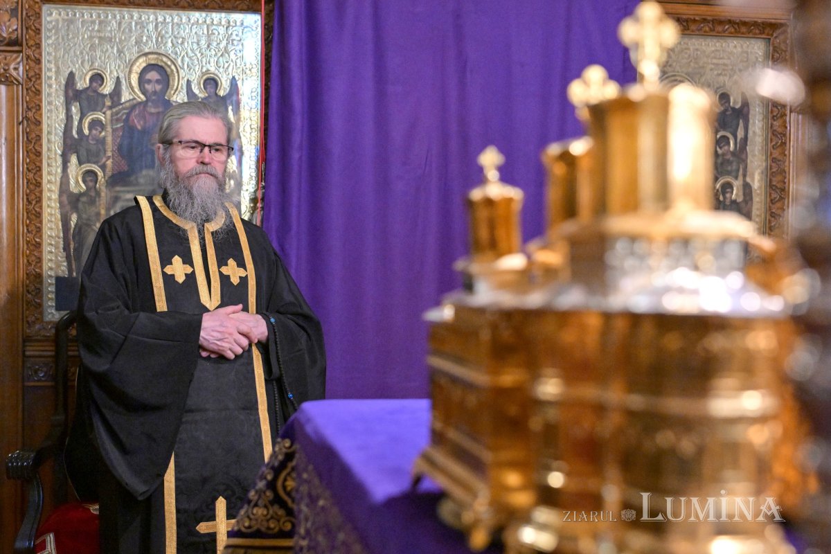 Ultima parte a Canonului cel Mare la Catedrala Patriarhală 325387