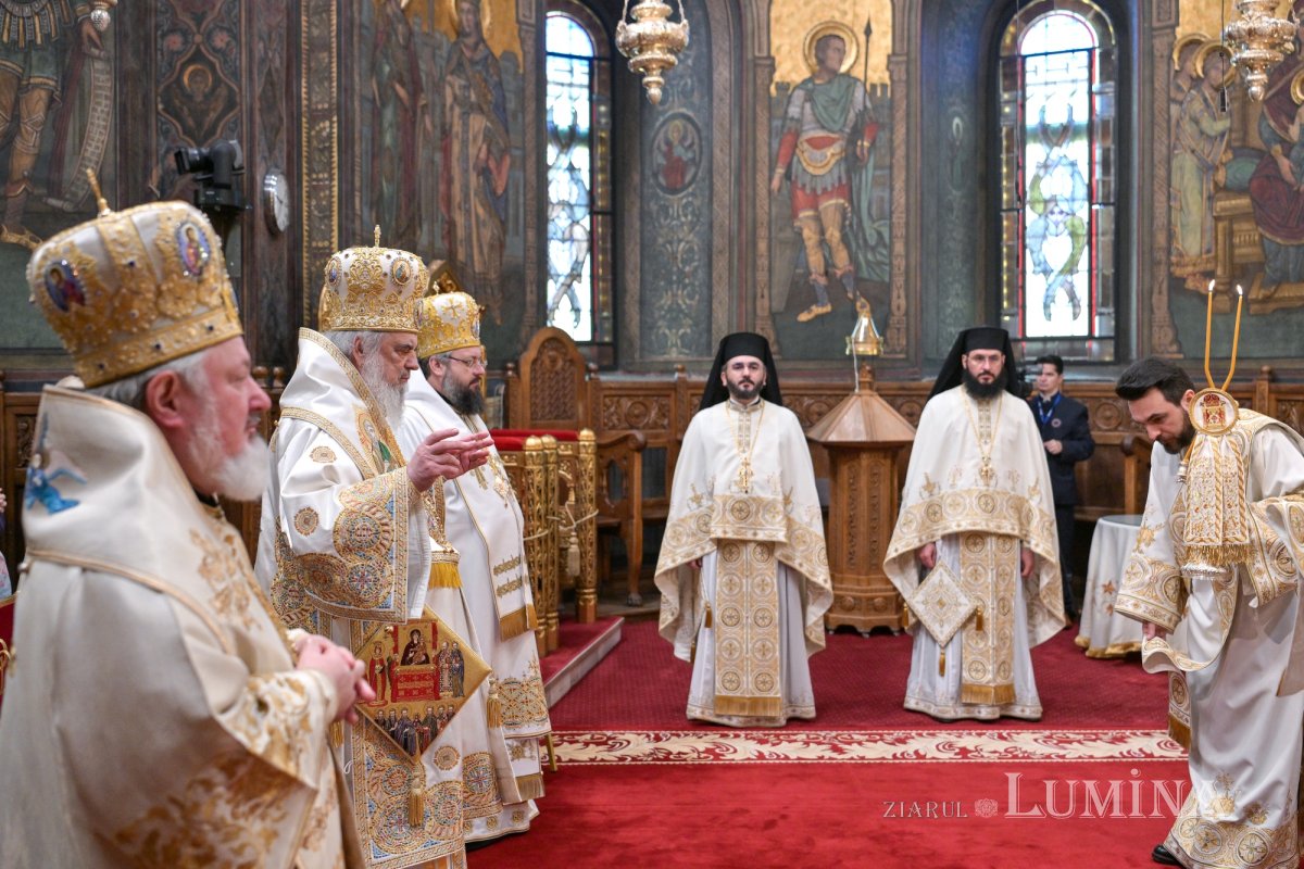 35 de ani de slujire arhierească a Patriarhului României 325474