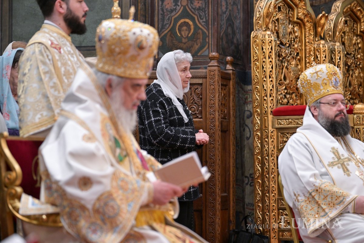 35 de ani de slujire arhierească a Patriarhului României 325475