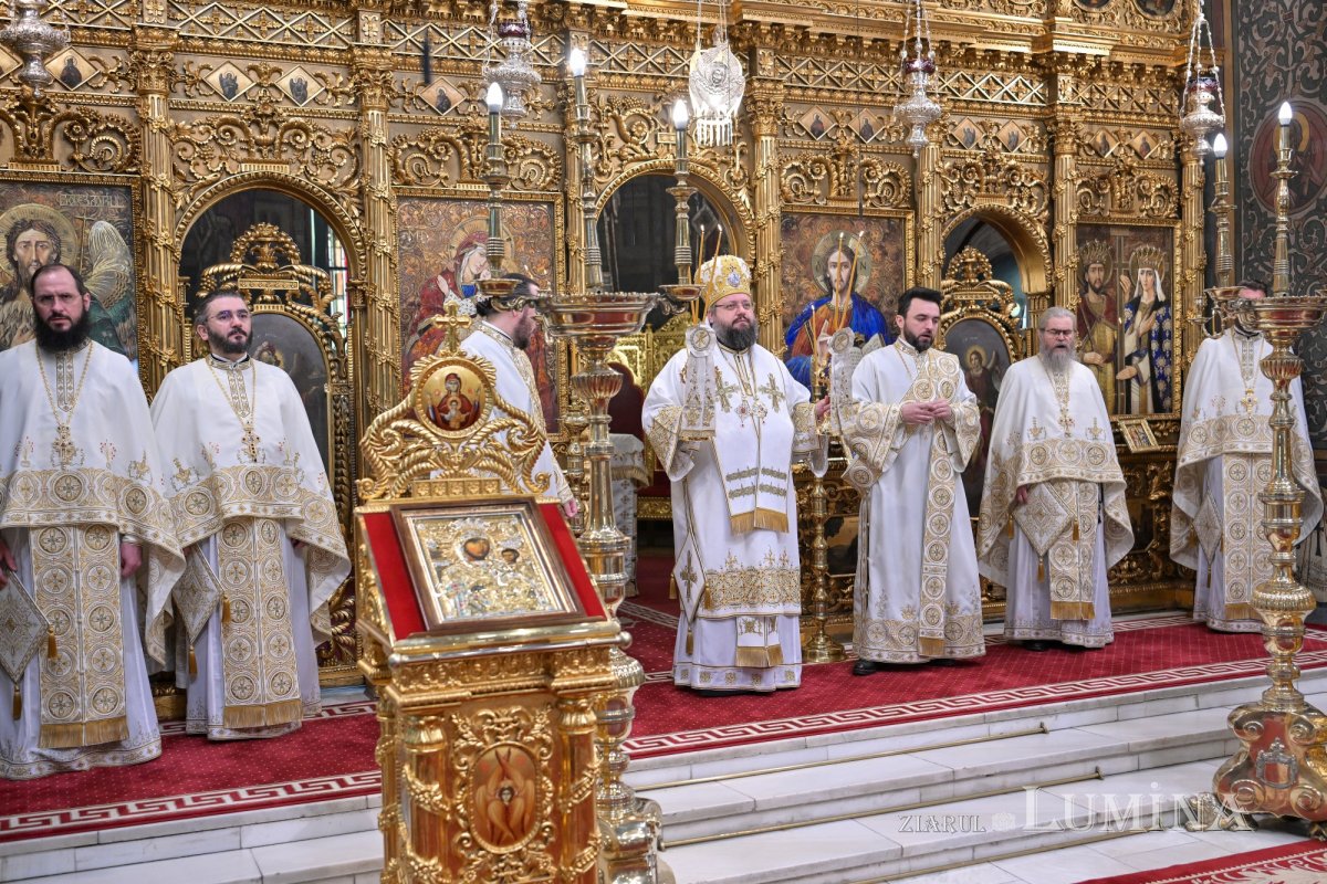 35 de ani de slujire arhierească a Patriarhului României 325485