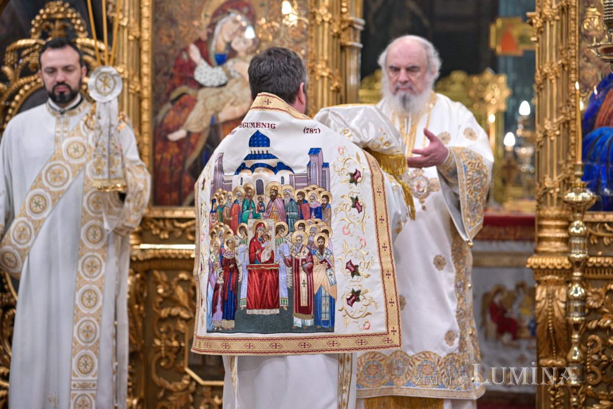 35 de ani de slujire arhierească a Patriarhului României 325493